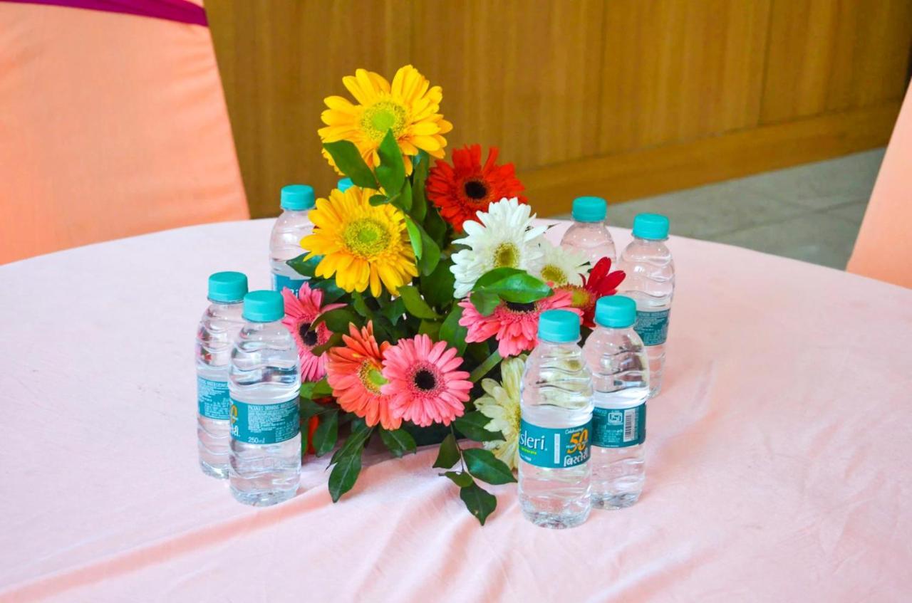 Fabhotel Roselle Inn Lucknow Luaran gambar