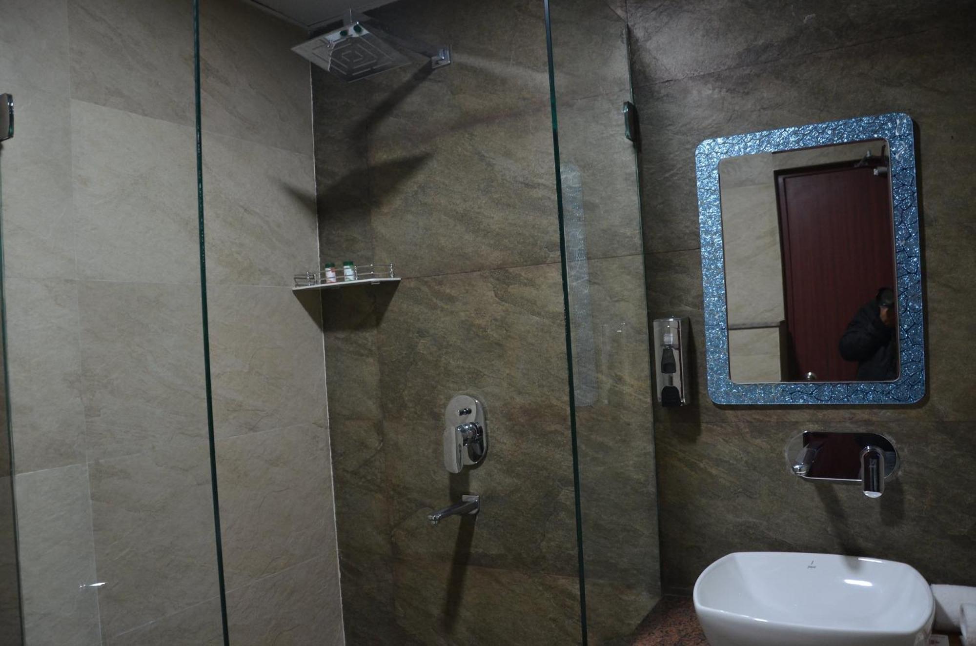 Fabhotel Roselle Inn Lucknow Luaran gambar